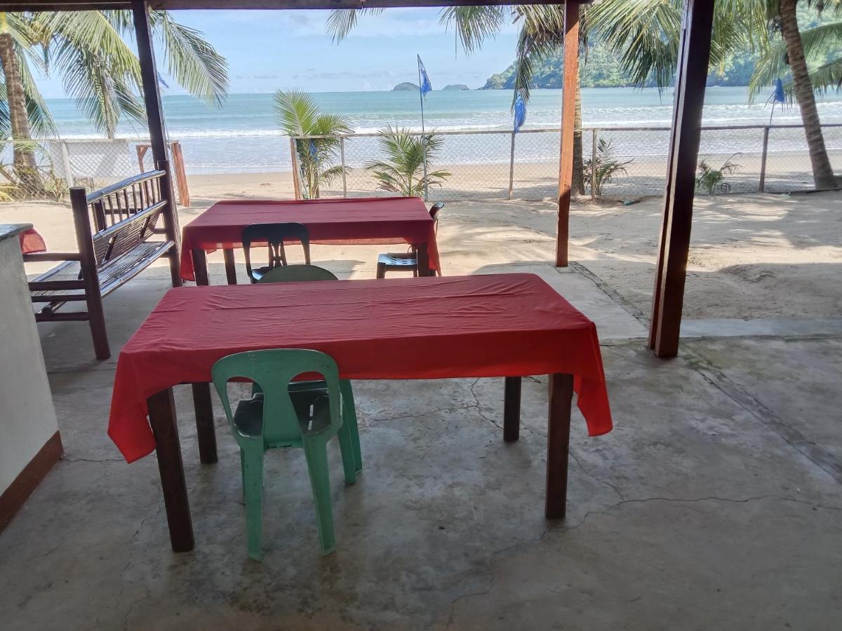 爱妮岛 布卡纳海滨宾馆酒店 外观 照片