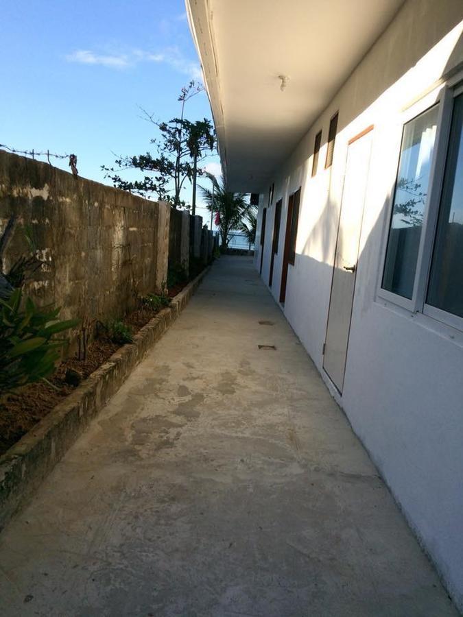 爱妮岛 布卡纳海滨宾馆酒店 外观 照片
